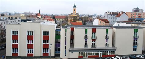 Budova školy SOŠ obchodu a služieb, Prievidza