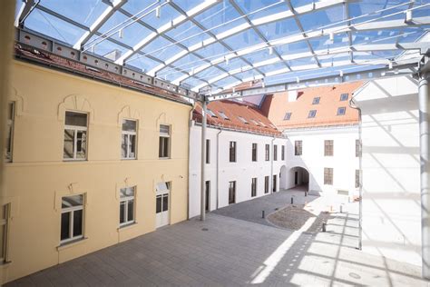 Archívna fotografia z konferencie v Ženeve.