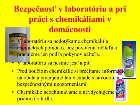 lekári pri práci v laboratóriu