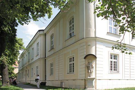 budova lekárskej fakulty