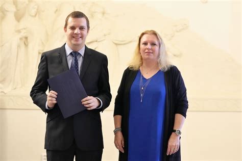 Doc. Mgr. Petra Milošovičová, PhD. počas prednášky