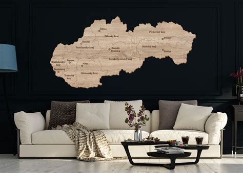 Mapa Slovenska s vyznačenými samosprávnymi krajmi