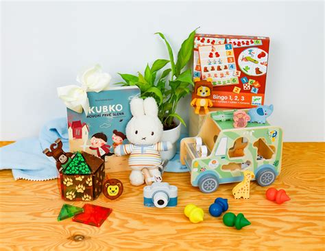 Deti skúmajú vedecké hračky