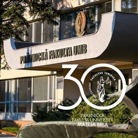Budova Právnickej fakulty UMB v Banskej Bystrici