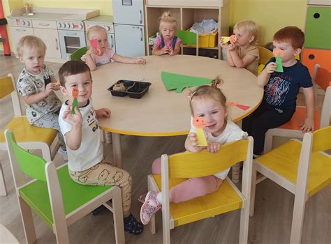 Deti v materskej škole počas rôznych aktivít