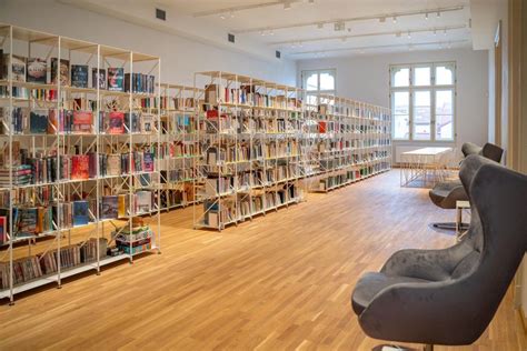 Interiér knižnice RKCMBF UK