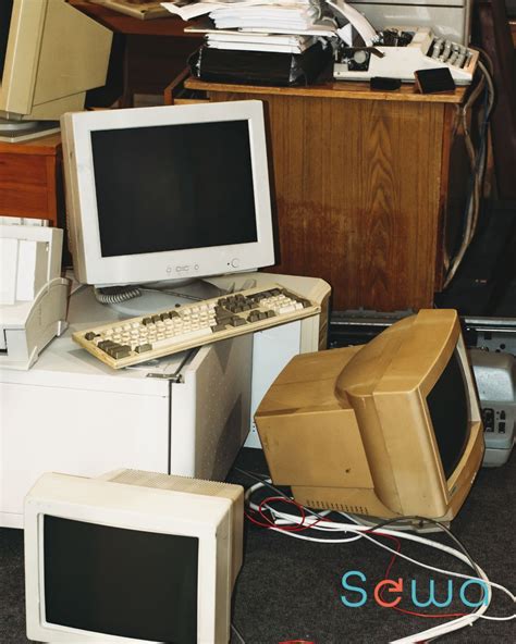 Súčiastky starých počítačov