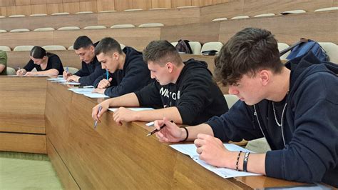 Štruktúra prijímacieho konania na bakalárske štúdium