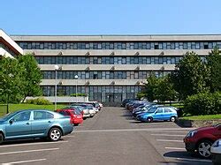 Budova Fakulty matematiky, fyziky a informatiky Univerzity Komenského