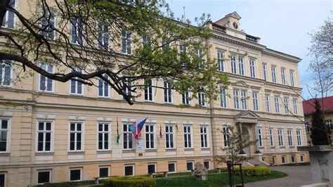 Školská budova Gymnázium Pankúchova