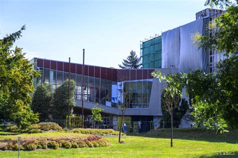 Budova Fakulty humanitných a prírodných vied Prešovskej univerzity