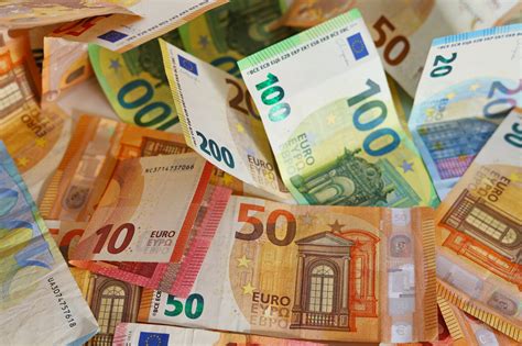 Schéma účtovania peňazí na ceste