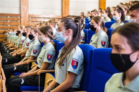 Ilustračná fotografia učiteľského zboru
