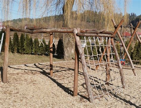 Materiály používané na detských ihriskách