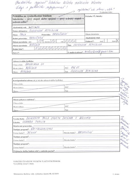 formulár prihlášky na univerzitu