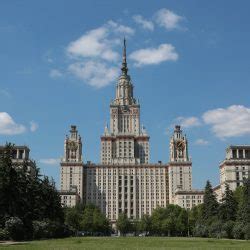 Hlavná budova Moskovskej štátnej univerzity na Vorobiových horách