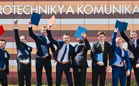 Štatistika prihlášok a prijatia na vysoké školy