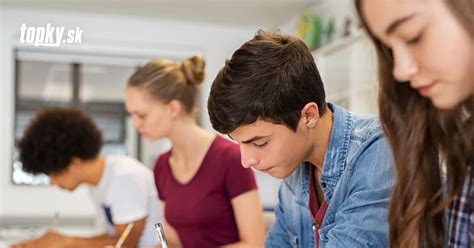 Ilustrácia študenta pri ústnej skúške z angličtiny