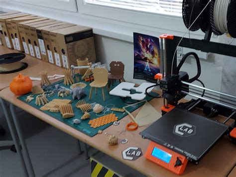 Školský areál Strednej odbornej školy drevárskej vo Zvolene